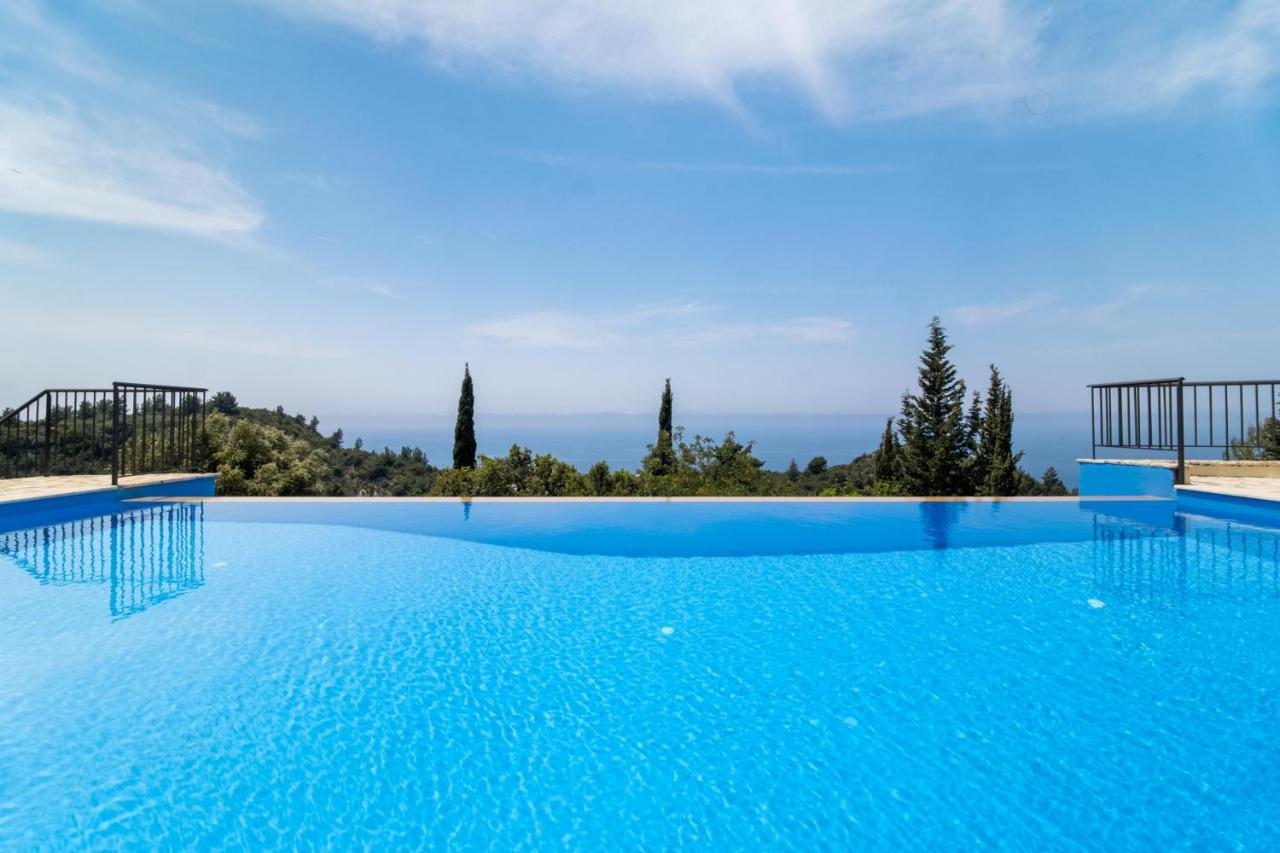 Sapphire Blue Villa Kalamítsi Exterior foto